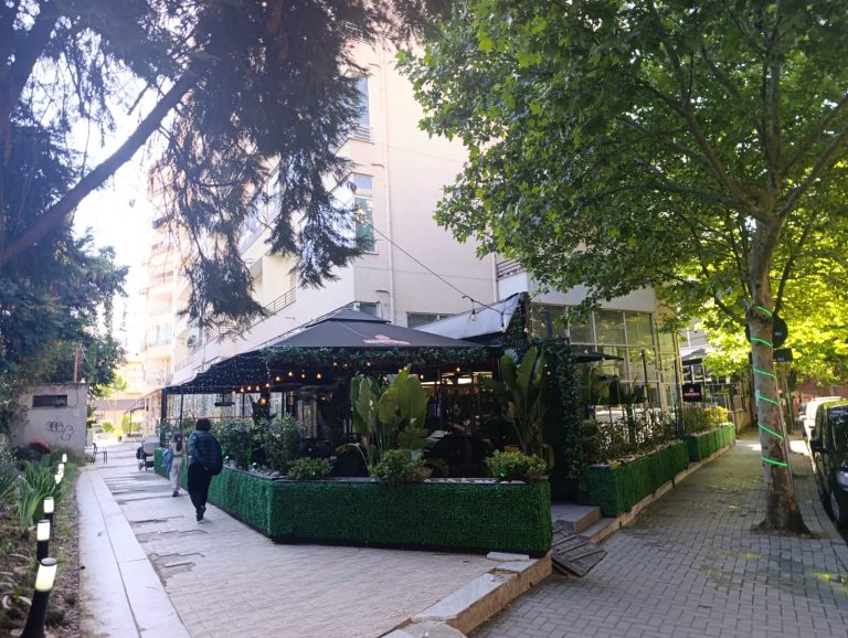 Bashkia e Tiranës miraton rregulloren e re për administrimin e hapësirave publike